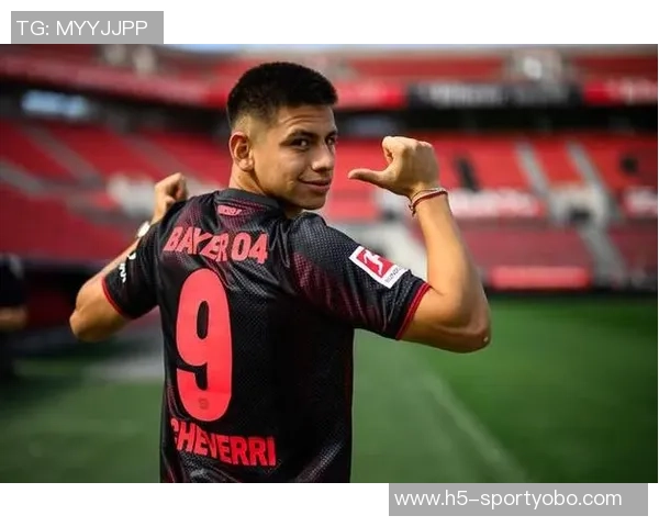 曼城宣布20岁阿根廷中场埃切维里租借加盟西甲赫罗纳球队